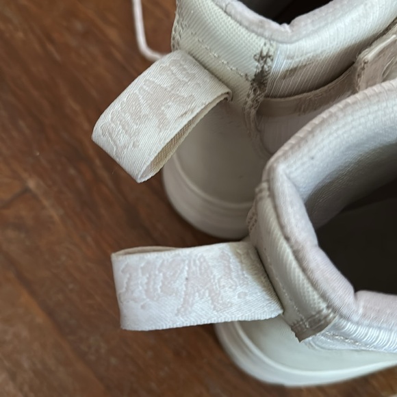 Dr. Martens Beige Combs Tech II boots sz 9W - Picture 5 of 7